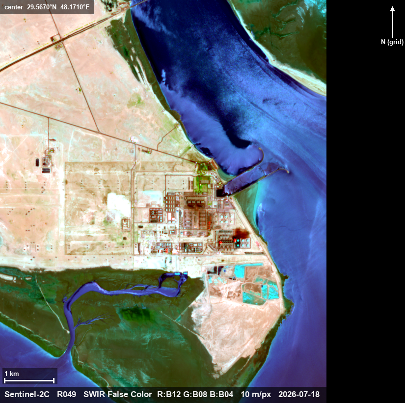 Strike plume at the Subiya power and desalination plant, Kuwait — Strike day — 18 July, smoke plume off the generation block